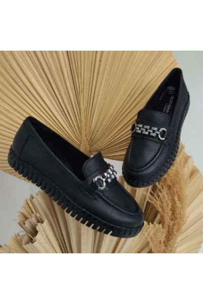 Mocassim 369503 Couro Preto com Detalhe de Corrente - Preto
