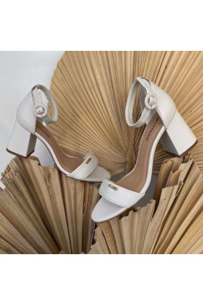 Sandália Bottero 372001 Off White em Couro com Salto Bloco - Off white