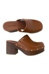 Tamanco Bottero 371302 Caramelo em Couro com Detalhe Dourado e Salto Anabela - Caramelo