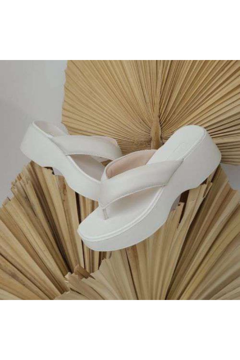 Tamanco Moleca 5503.105 Branco Off Plataforma de Dedo - Branco