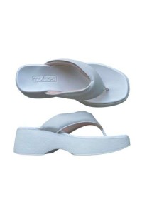 Tamanco Moleca 5503.105 Branco Off Plataforma de Dedo - Branco