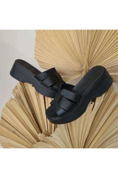 Tamanco Moleca 5503.119 Preto com Salto Plataforma - Preto