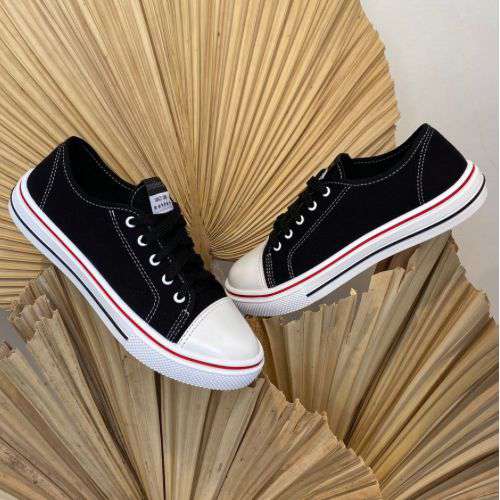 Tênis Moleca 5796.204 Preto com Solado Branco - Preto